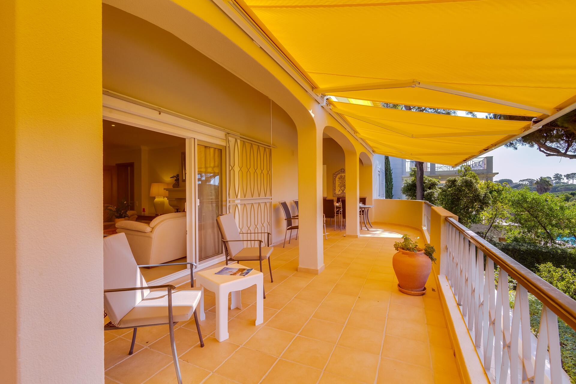 5 Star Villa Amari - Heatable Pool & Private Garden