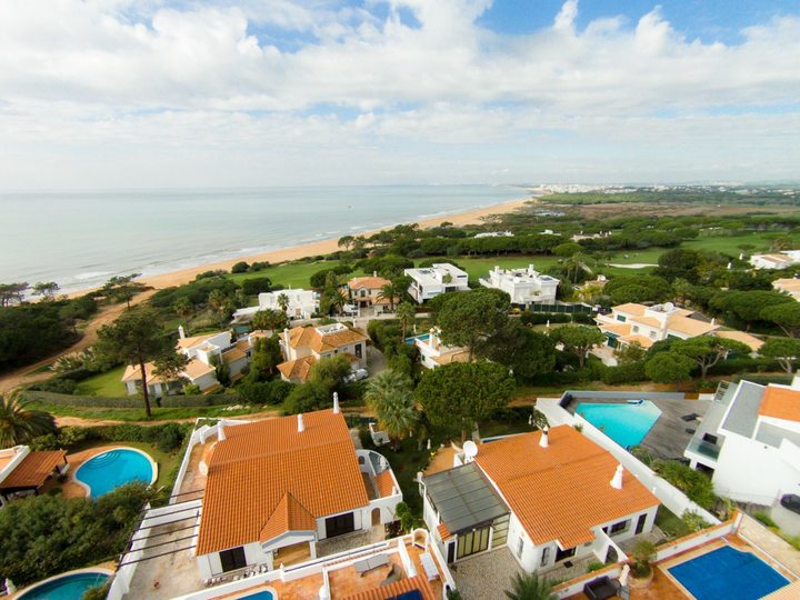 5 Star Villa Alegria - Luxe Sea Views & Pool Retreat