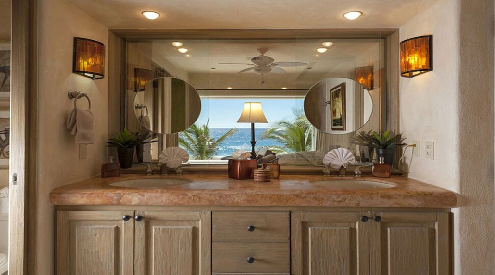 Private Pool & Steps to Paradise, Cabo San Lucas Mansion 1002