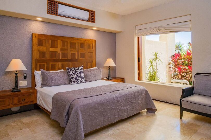Opulent Holiday Mansion at Cabo Del Sol’s Exclusive Resort, Cabo San Lucas Mansion 1003