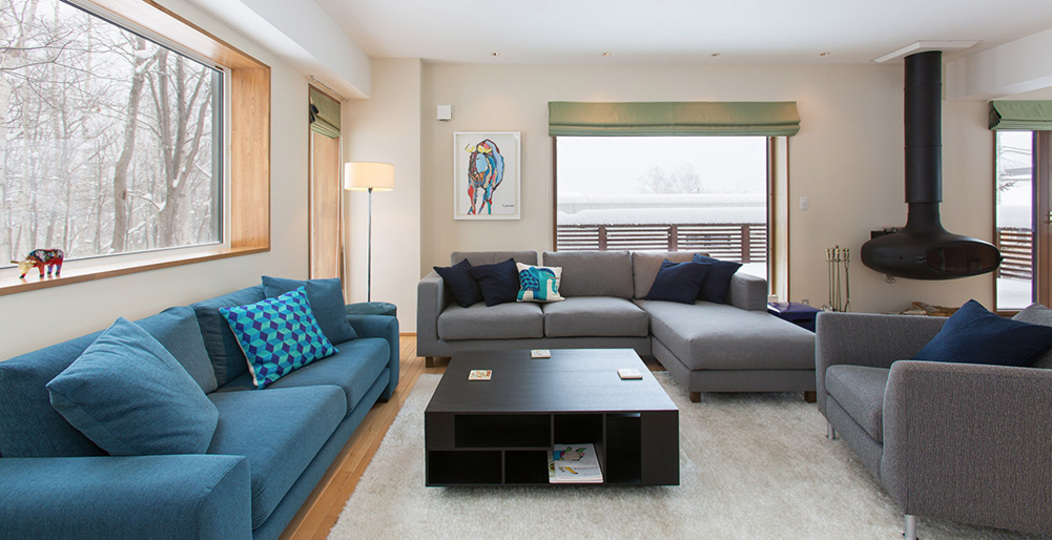 Luxury 4 Bed Ski Chalet in Hirafu, Niseko Chalet 1006
