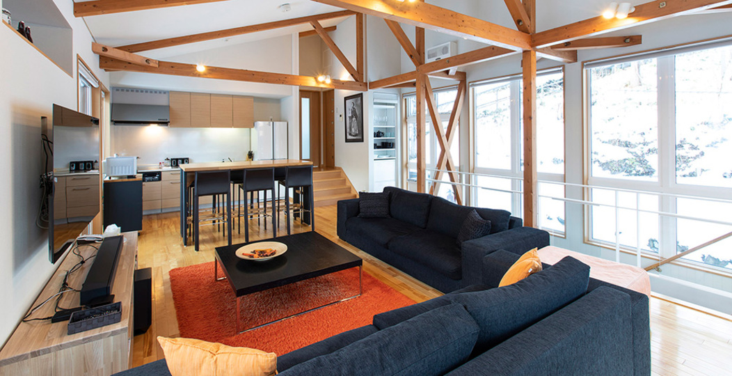 Luxury 2 Bed Ski Chalet with Hot tub, Niseko Chalet 1007