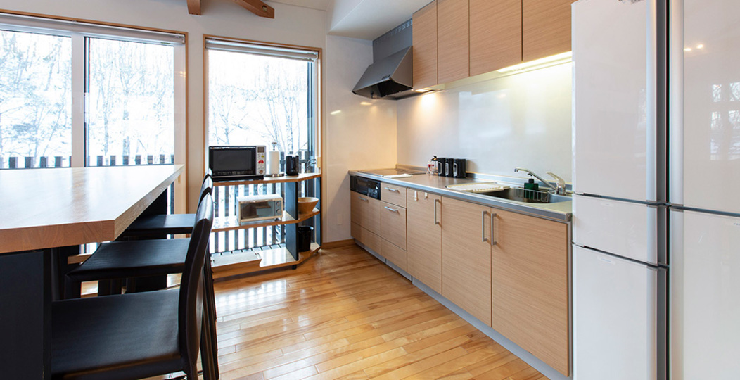 Luxury 2 Bed Ski Chalet with Hot tub, Niseko Chalet 1007