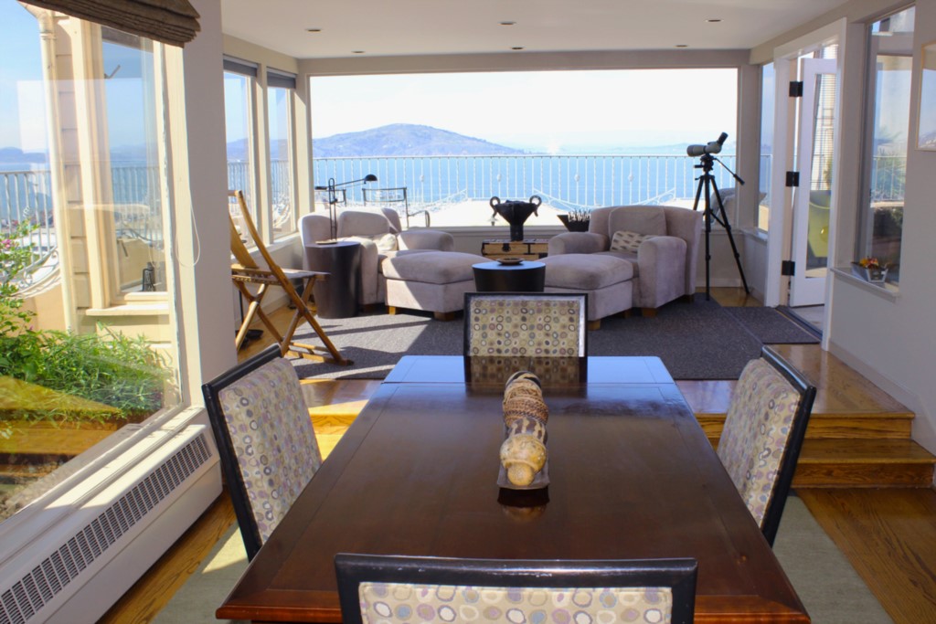 Exclusive 2 Bedroom Home with Breathtaking Views, San Francisco Apartment 1000