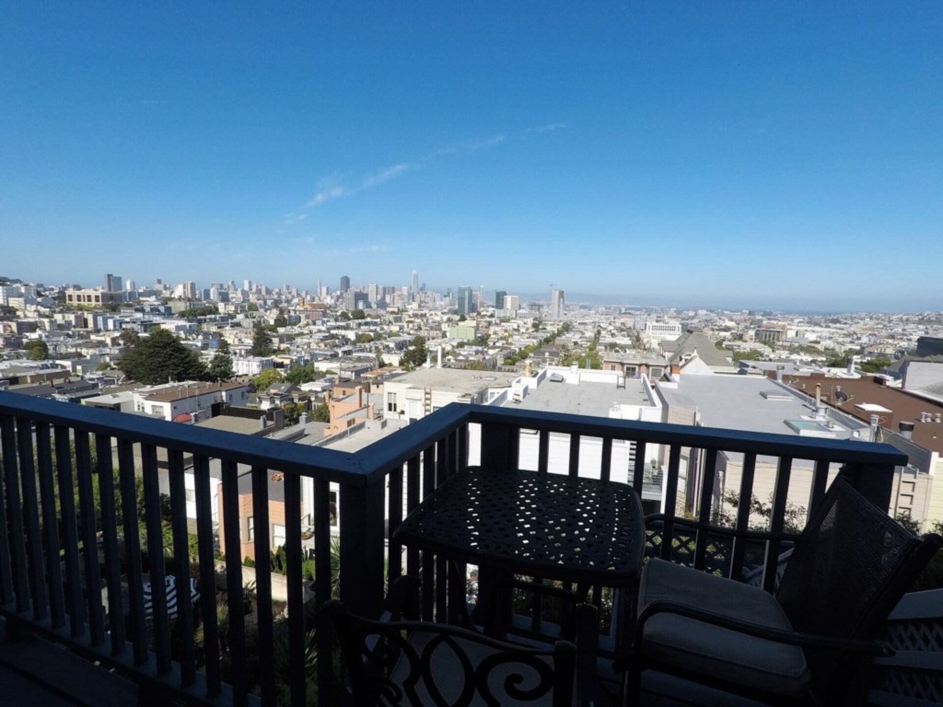 The Ultimate 2 Bedroom Home with Magnificent Views, San Francisco Apartment 1007