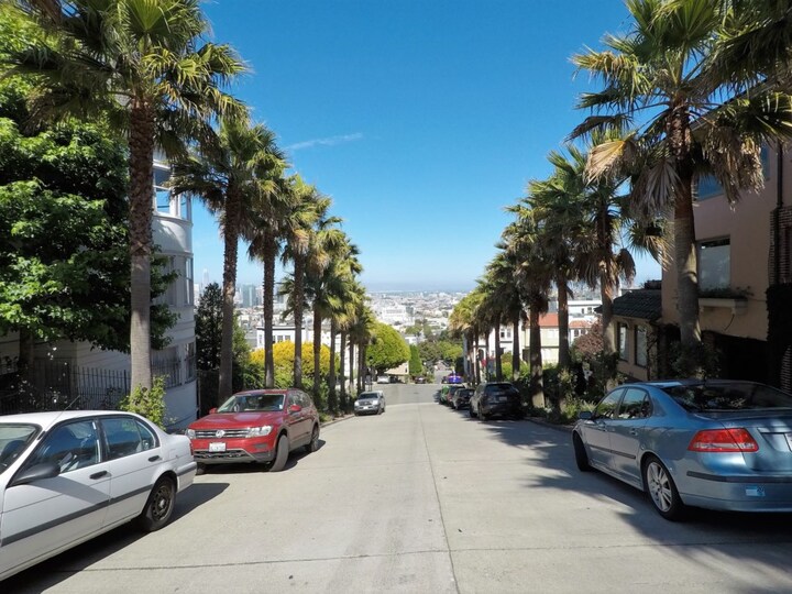 The Ultimate 2 Bedroom Home with Magnificent Views, San Francisco Apartment 1007