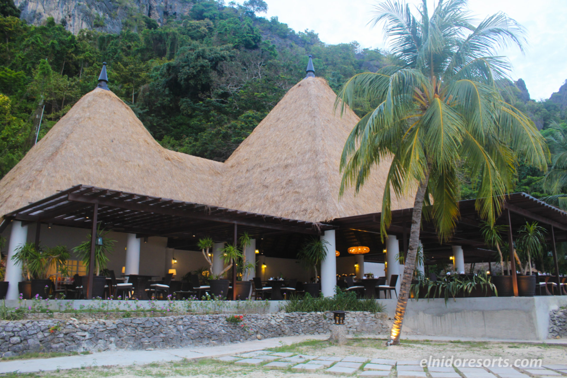5 Star Exclusive Water Cottage on Apulit Island Resort, El Nido Cottage 1001