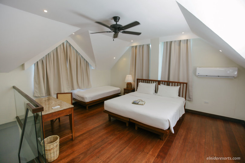 Beautiful 5 Star Loft Water Cottage with Sea Views on Apulit Island Resort, El Nido Cottage 1002