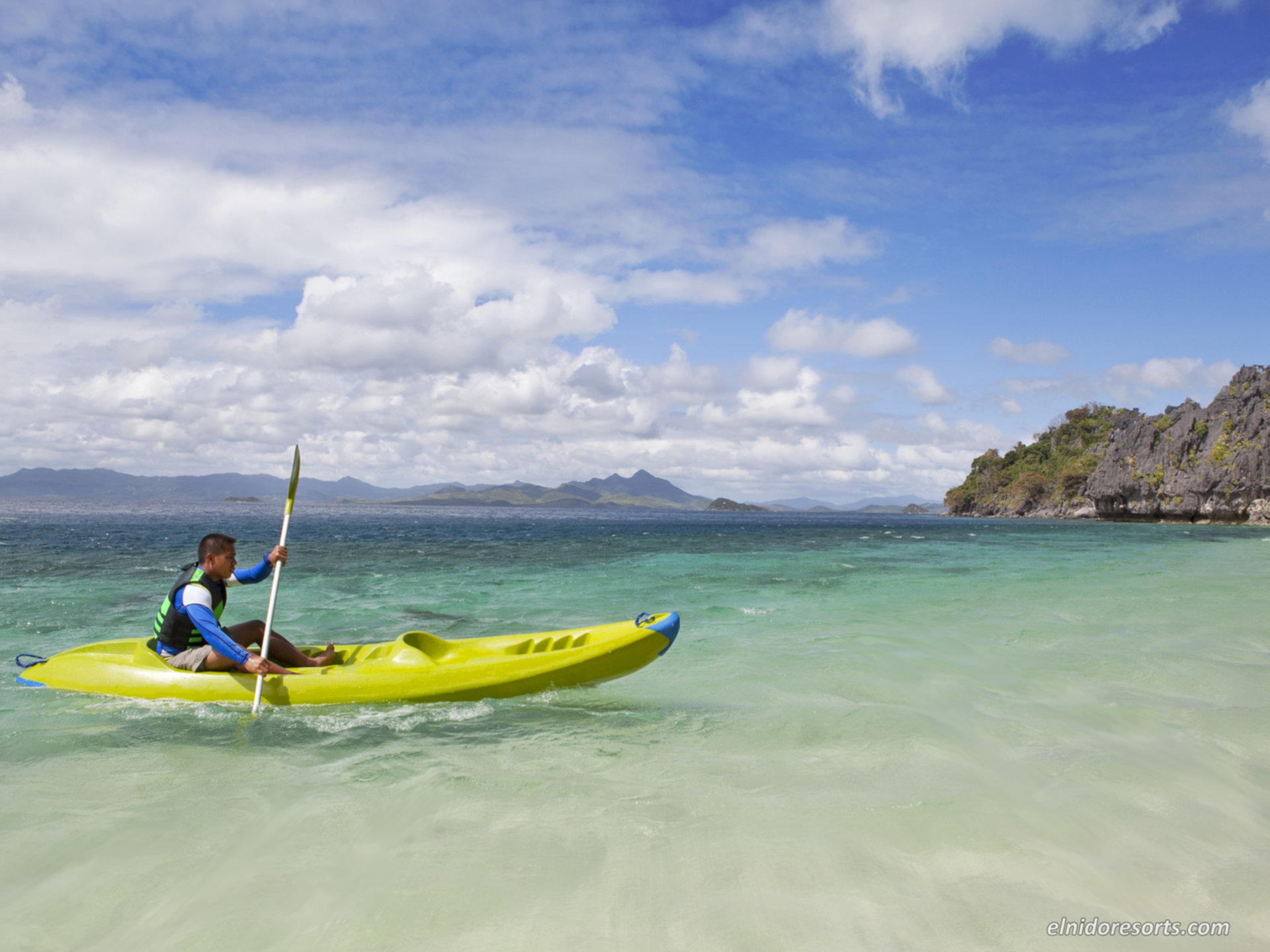 Beautiful 5 Star Loft Water Cottage with Sea Views on Apulit Island Resort, El Nido Cottage 1002