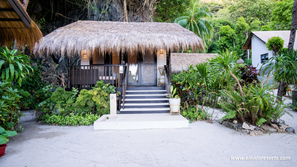 5 Star Exclusive Beachside Cottage on Miniloc Island Resort, El Nido 1004