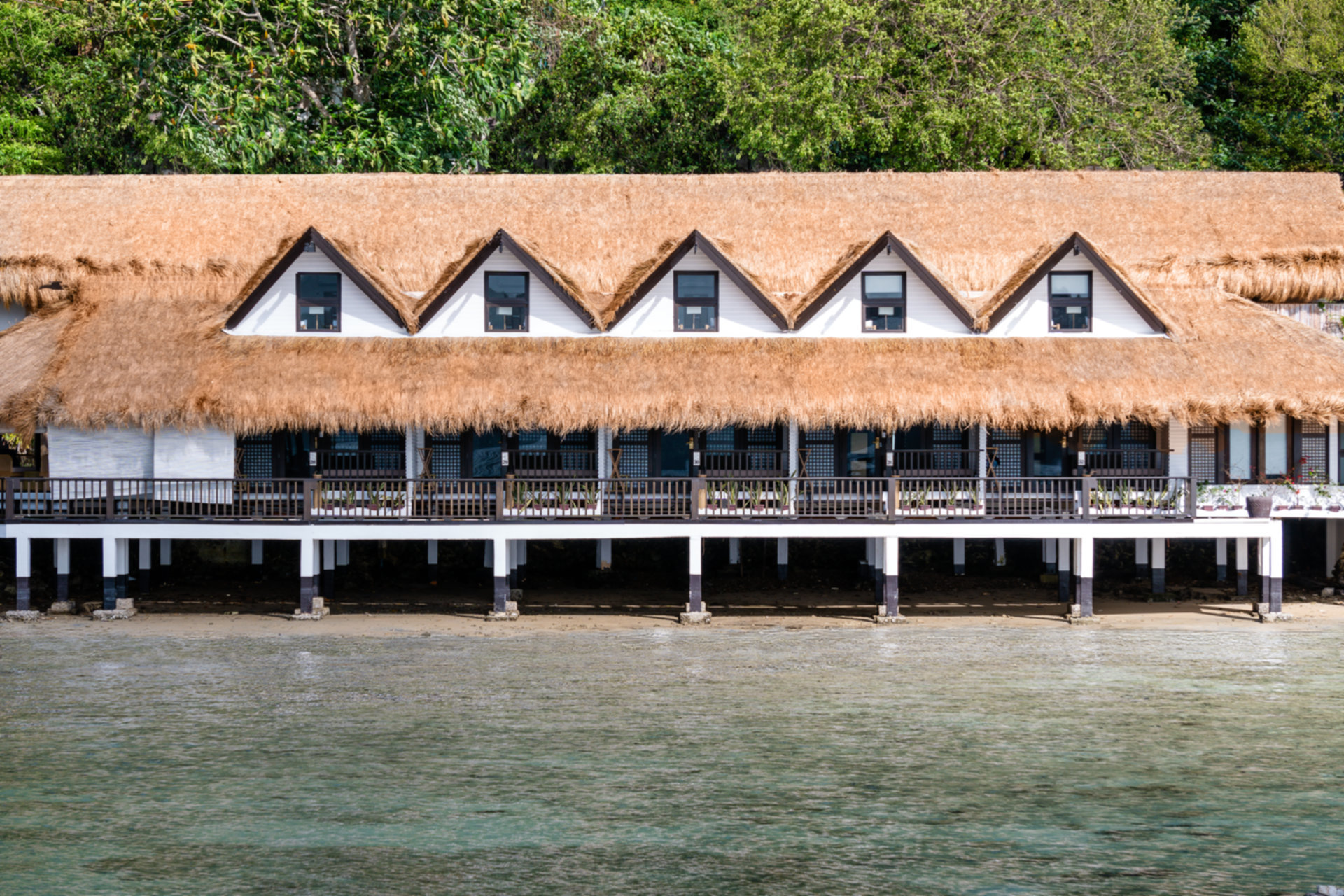 The Ultimate Deluxe Seaview Cottage on Miniloc Island Resort, El Nido Cottage 1016