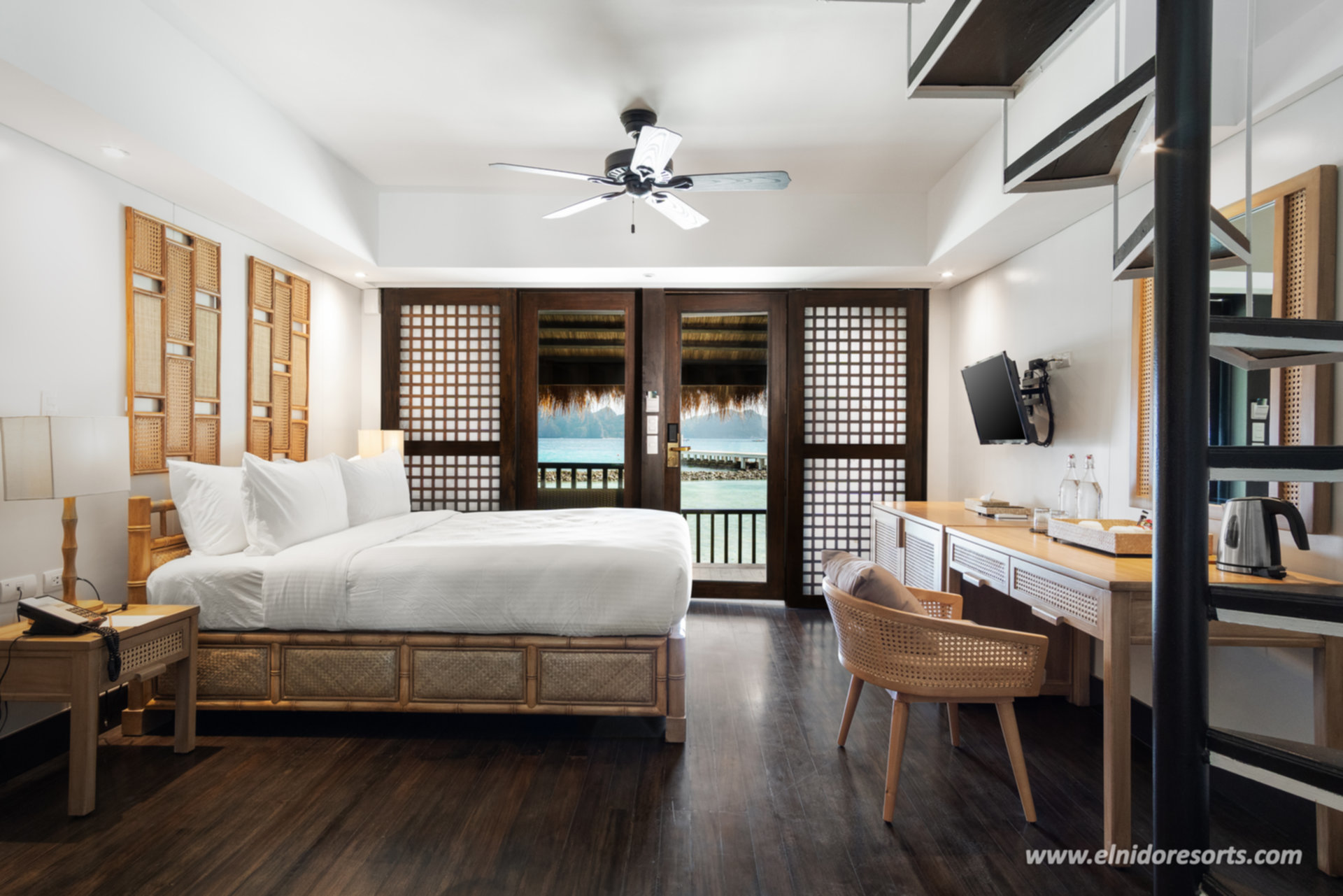 The Ultimate Deluxe Seaview Cottage on Miniloc Island Resort, El Nido Cottage 1016