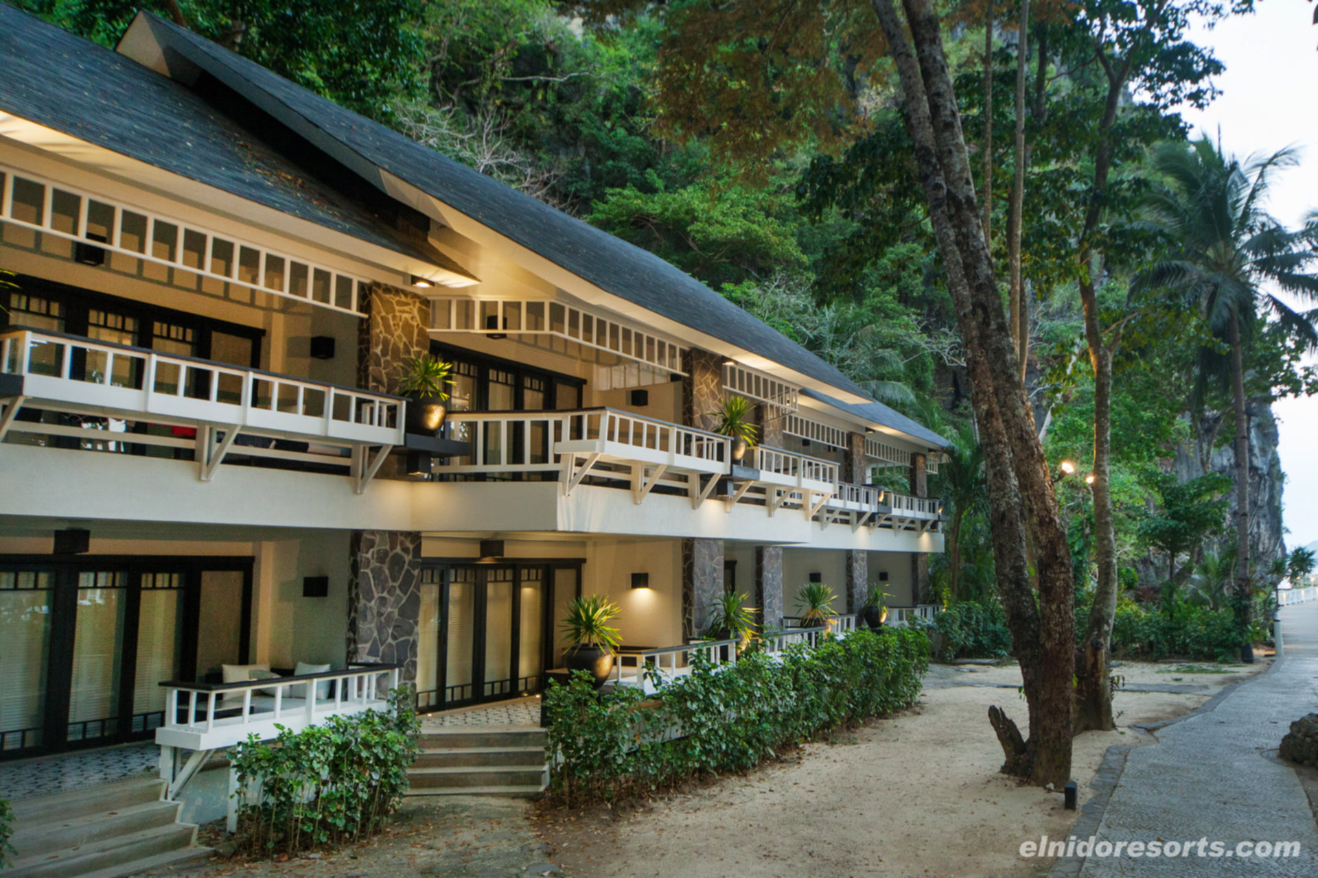 5 Star Exclusive Forest Suite on Lagen Island Resort, El Nido Cottage 1011
