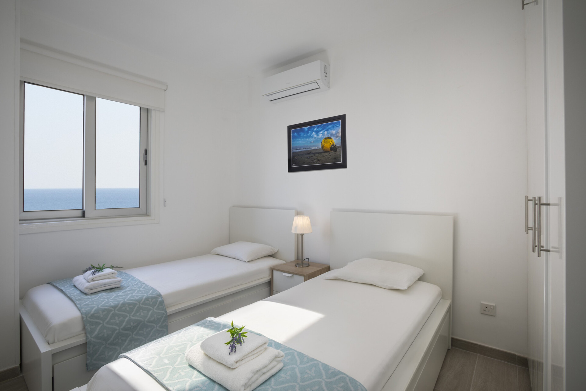 You Will Love This Luxury Apartment on the beach, Larnaca Apartment 1386