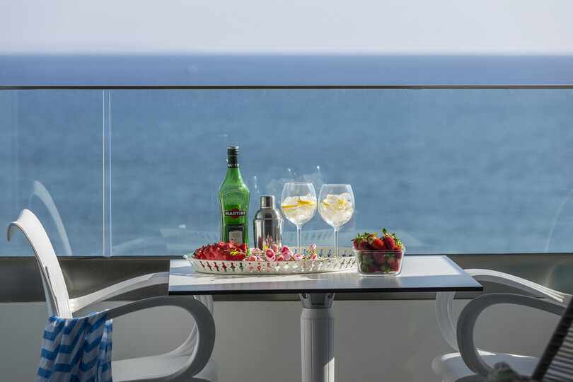 You Will Love This Luxury Apartment on the beach, Larnaca Apartment 1386