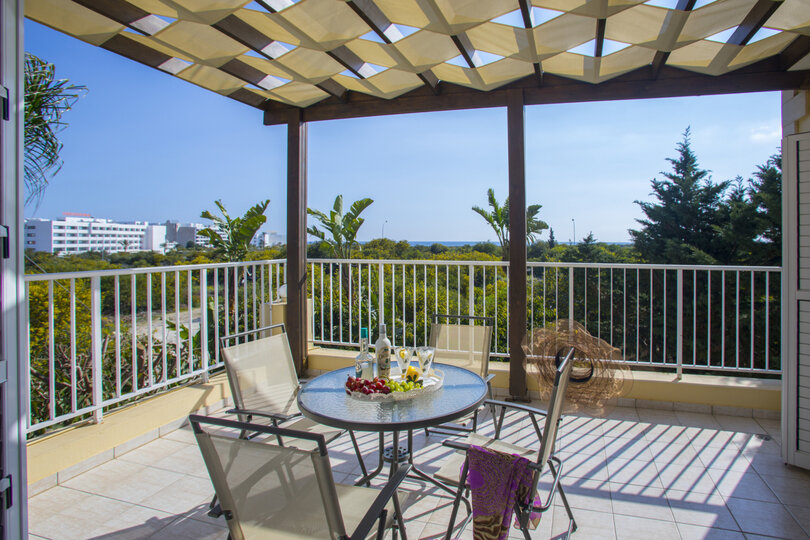 You and Your Family will Love this Villa close to the beautiful town of Ayia Napa, Ayia Napa Villa 1365