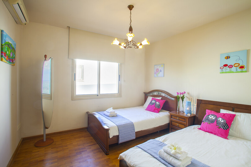 Imagine You and Your Family Renting this Perfect Holiday Apartment minutes from the beach, Larnaca Apartment 1390