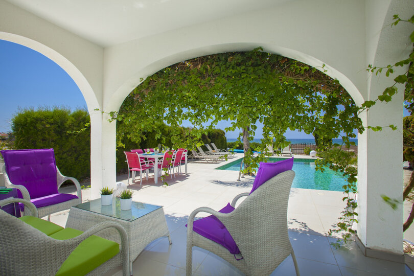 Luxury 3 Bedroom Villa on the Beach, Ayia Napa Villa 1369