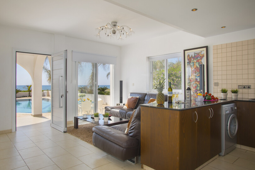 Your Beautiful Holiday Villa minutes from Beautiful beaches, Ayia Napa Villa 1370