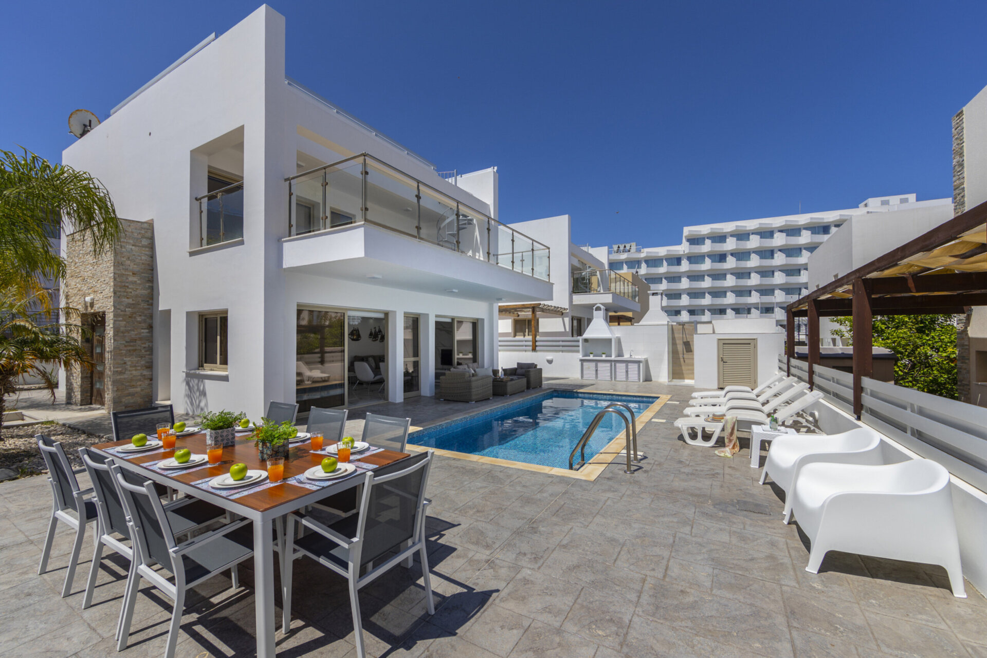 You and Your Family will Love this 5 Star Villa with Private Pool, Protaras Villa 1500