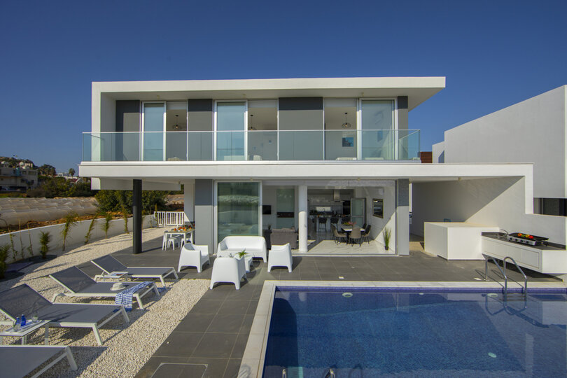 Imagine You and Your Family Renting this Luxury Villa in Protaras, minutes from the Beach, Protaras Villa 1503