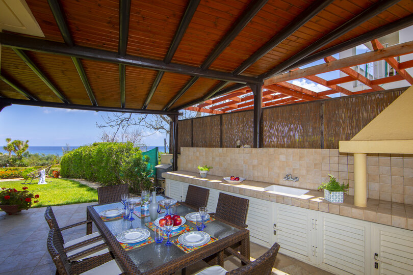 Beautiful Holiday Villa minutes from Sirina Bay, Protaras Villa 1515