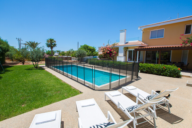 You and Your Family will Love this 5 Star Villa with Private Pool, Ayia Napa Villa 1372