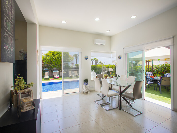 You and Your Family will Love this 5 Star Villa with Private Pool, Ayia Napa Villa 1373