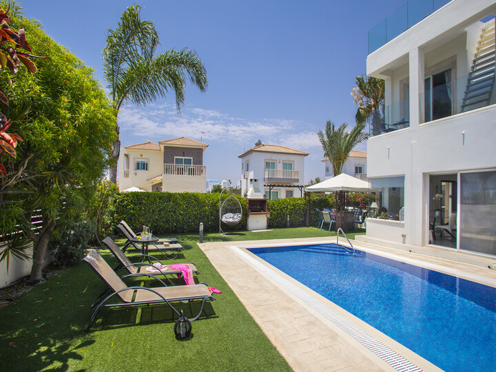 You and Your Family will Love this 5 Star Villa with Private Pool, Ayia Napa Villa 1373
