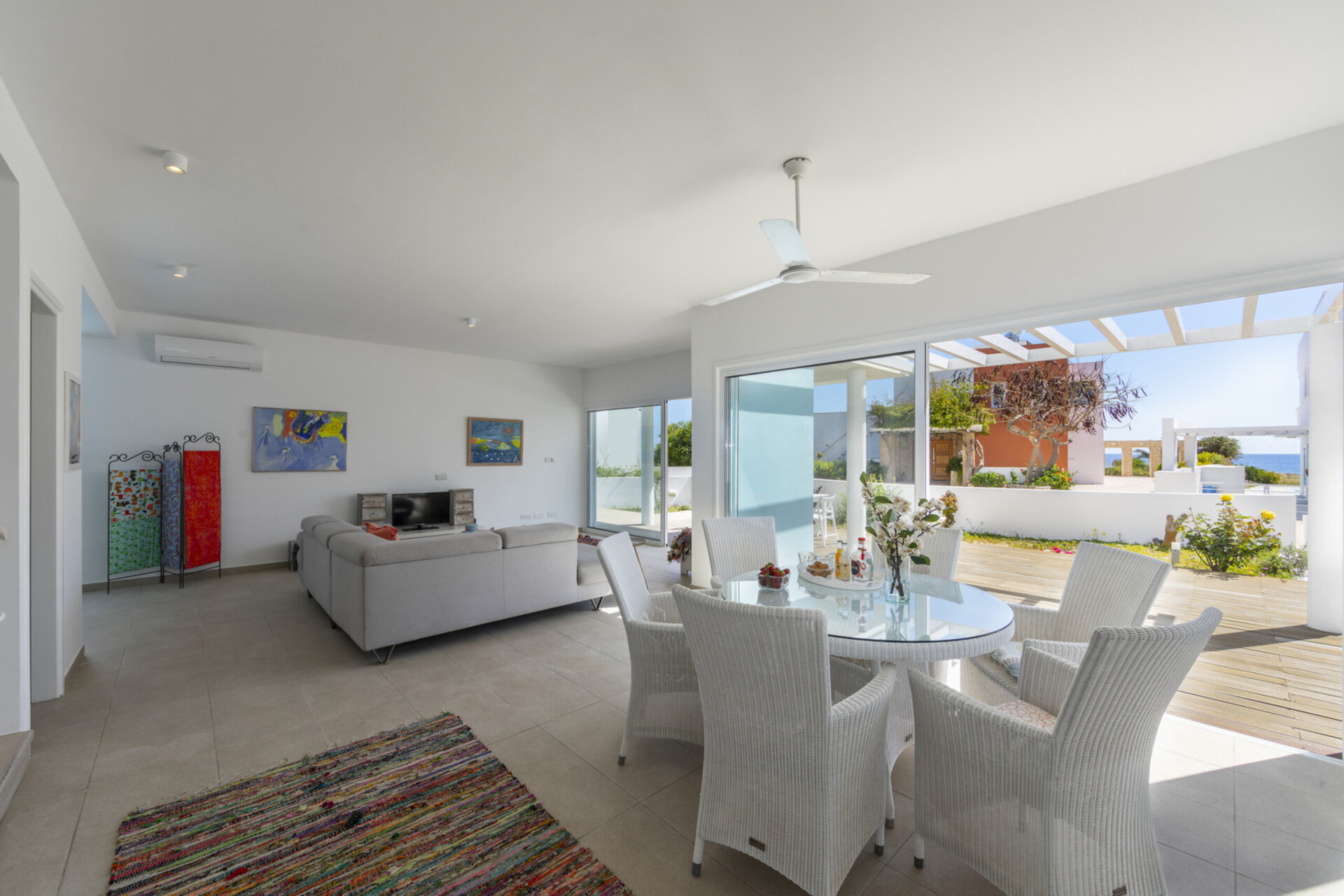 The Ultimate Guide to Renting Your Luxury 3 Bedroom Villa minutes from the Beach, Protaras Villa 1530