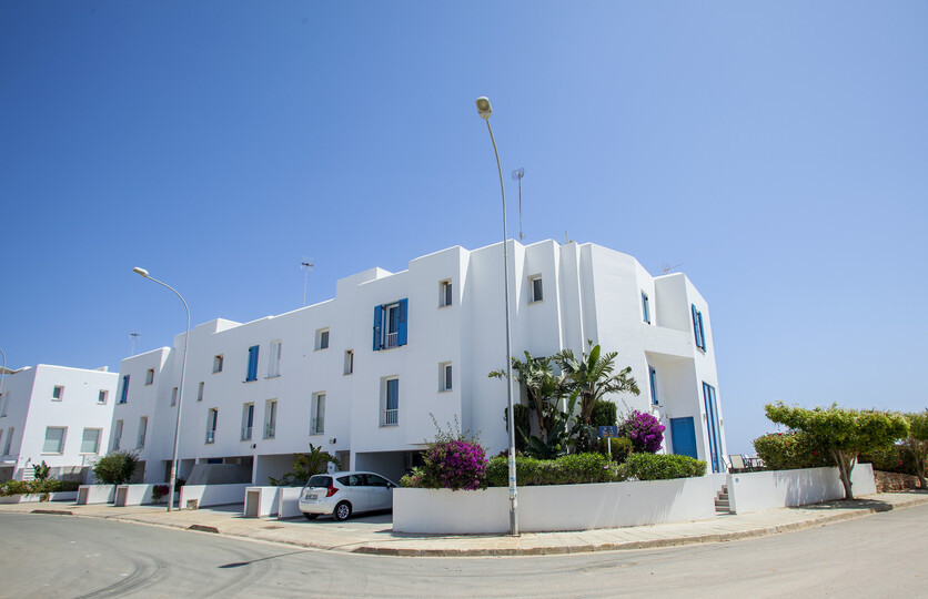 You and Your Family will love this Seafront Villa, Protaras Villa 1540