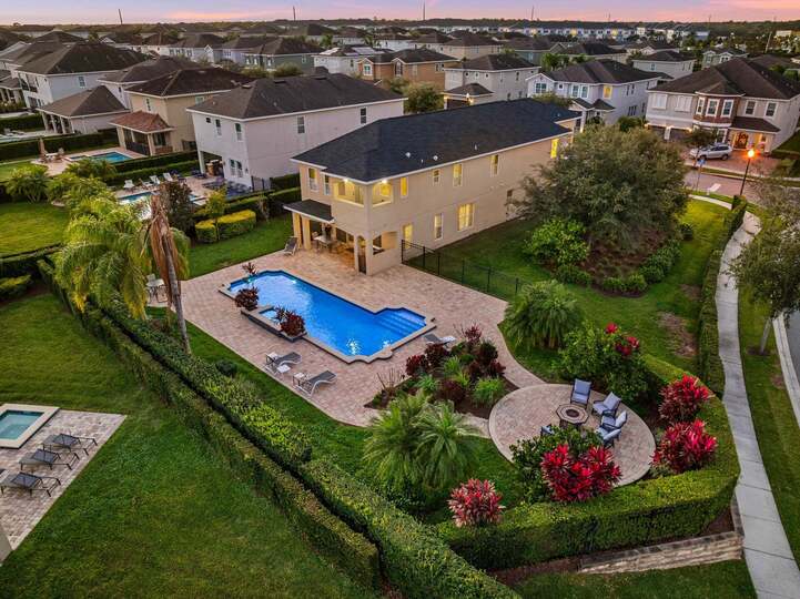 Luxury Villa with Private Pool on Encore Resort at Reunion, Orlando Villa 4356, Kissimmee, United States