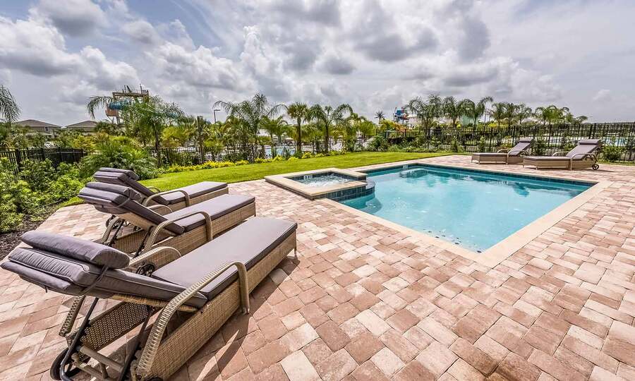 Luxury Villa on Encore Resort at Reunion with a Private Pool, Orlando Villa 4443