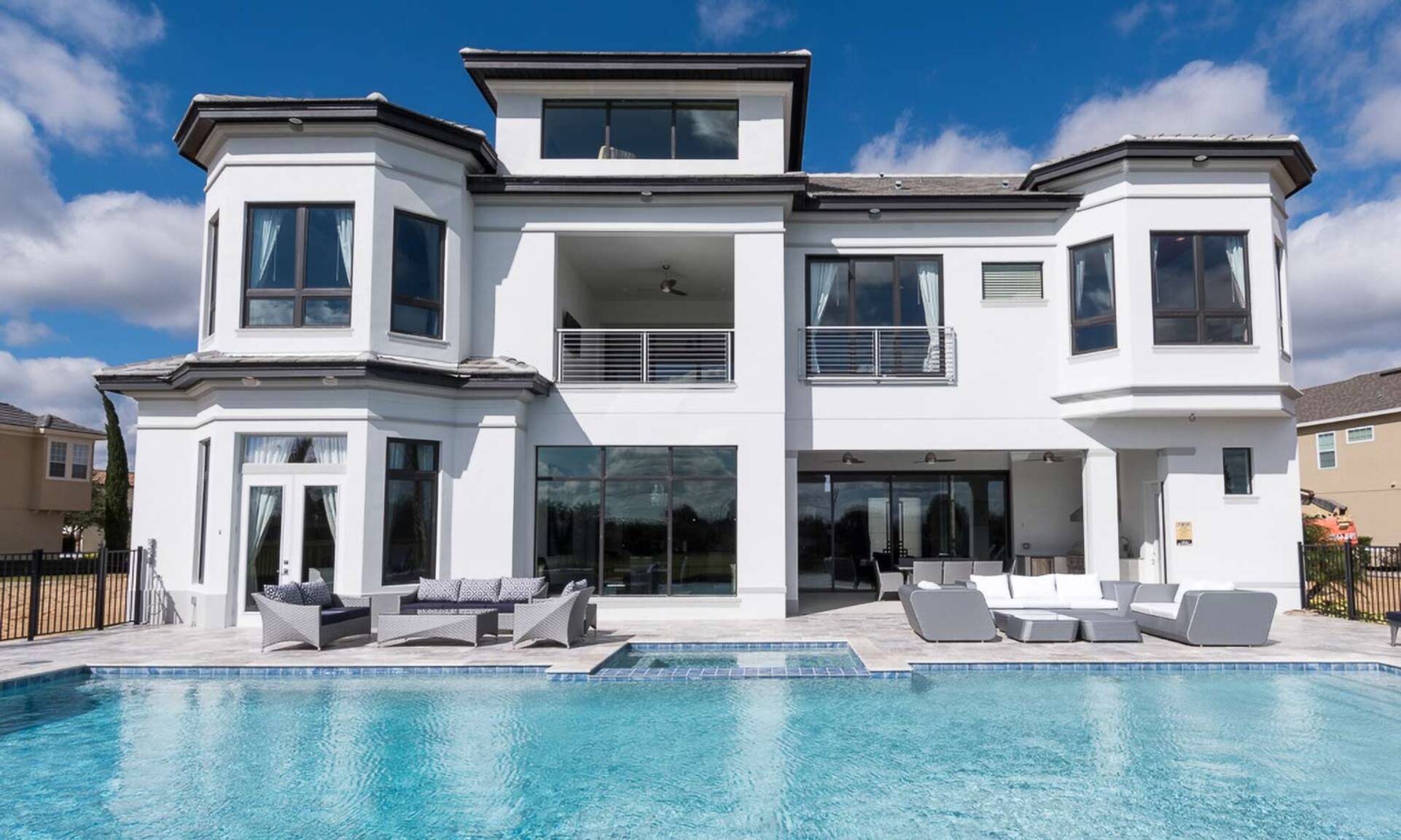 5 Star Villa Sovereign Halo – Where Prestige Shines