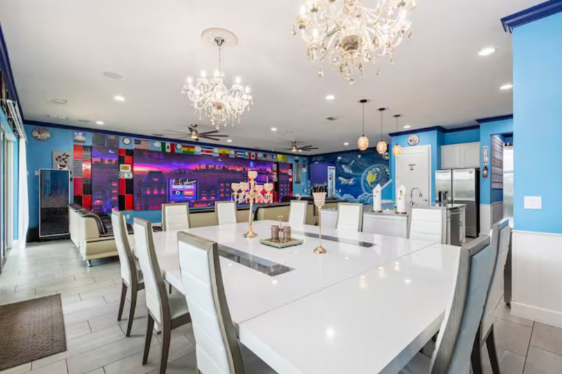 Exclusive Mansion with Large Private Pool on Veranda Palms,  Orlando Mansion 5378