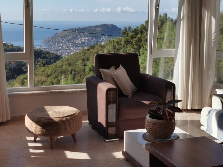 5 Star Villa Serenity – Dual Mountain & Sea Retreat