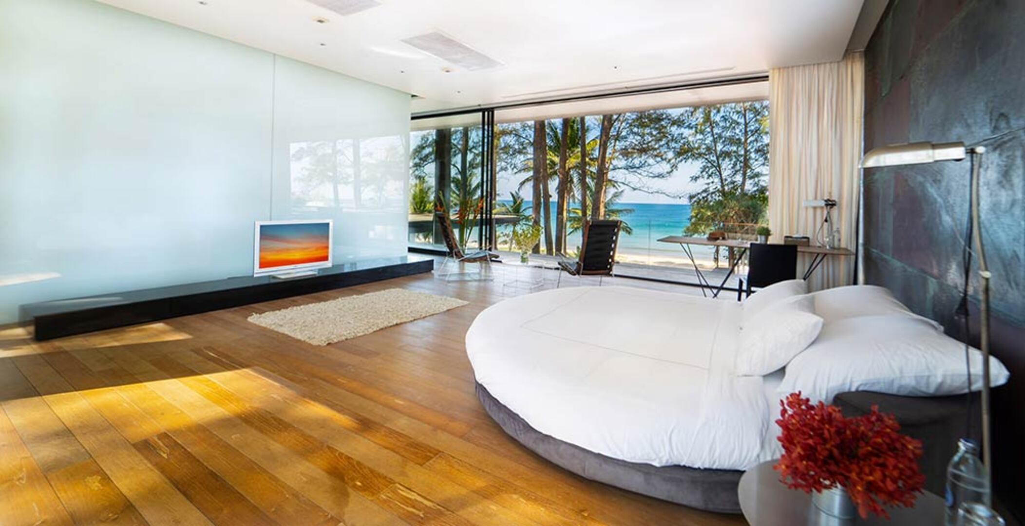 At Last You and Your Friends Can Rent a Luxury Villa with 24/7 Concierge, Chang Wat Phang-nga Villa 1049