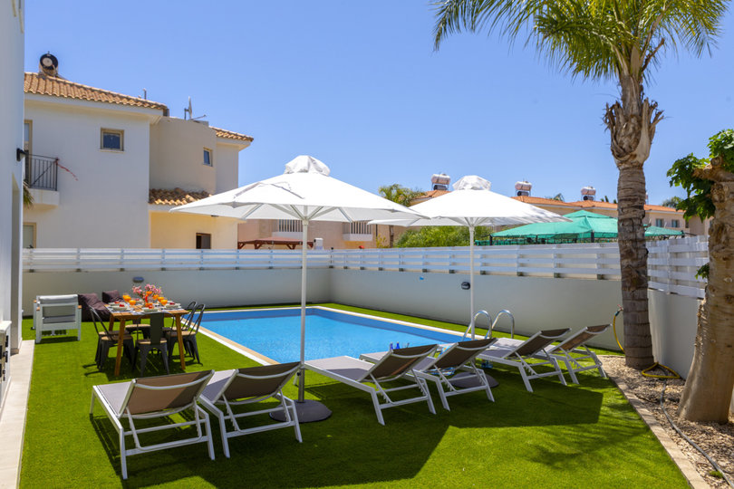 Your Beautiful Holiday Villa in Protaras and its Beautiful beaches, Protaras Villa 1570