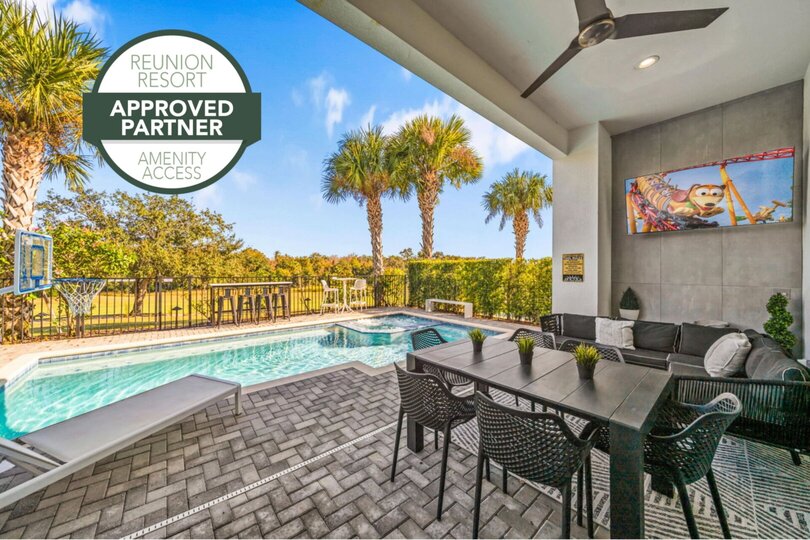 Luxury Villa on Reunion Resort and Spa with a Private Pool, Orlando Villa 5473