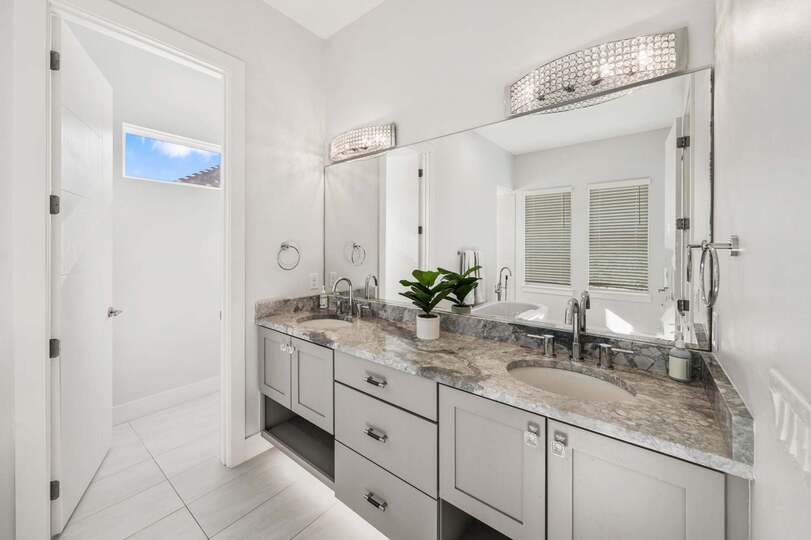 Luxury Villa on Reunion Resort and Spa with a Private Pool, Orlando Villa 5473
