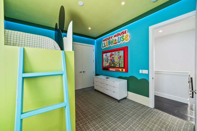 Luxury Villa on Reunion Resort and Spa with a Private Pool, Orlando Villa 5473
