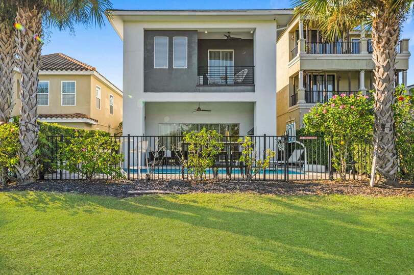 Luxury Villa on Reunion Resort and Spa with a Private Pool, Orlando Villa 5473