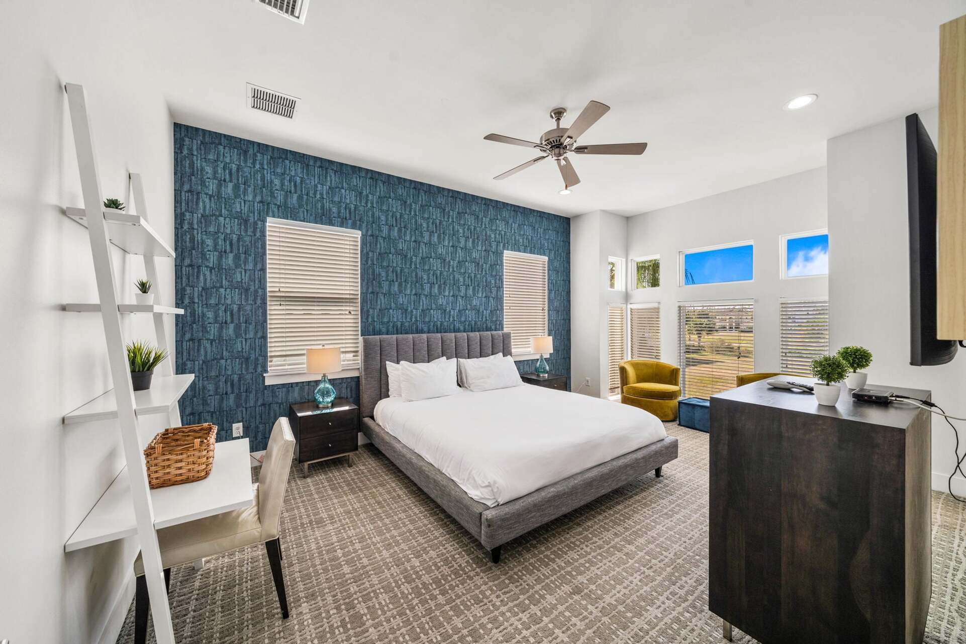 Luxury Villa on Reunion Resort and Spa with a Private Pool, Orlando Villa 5473