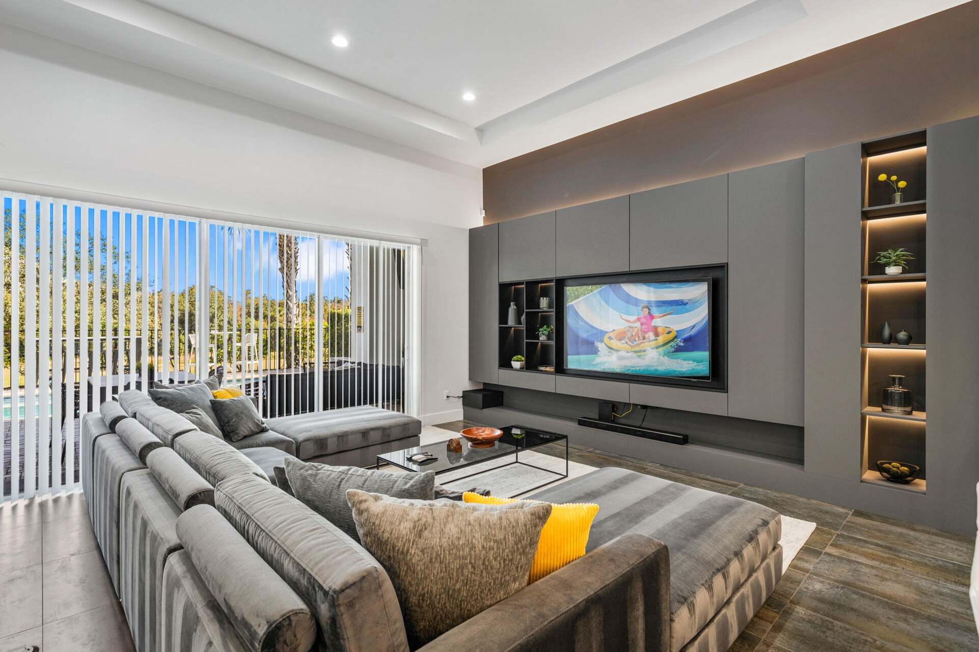 Luxury Villa on Reunion Resort and Spa with a Private Pool, Orlando Villa 5473