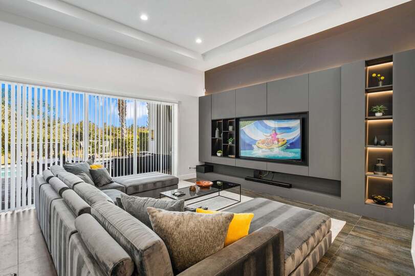 Luxury Villa on Reunion Resort and Spa with a Private Pool, Orlando Villa 5473