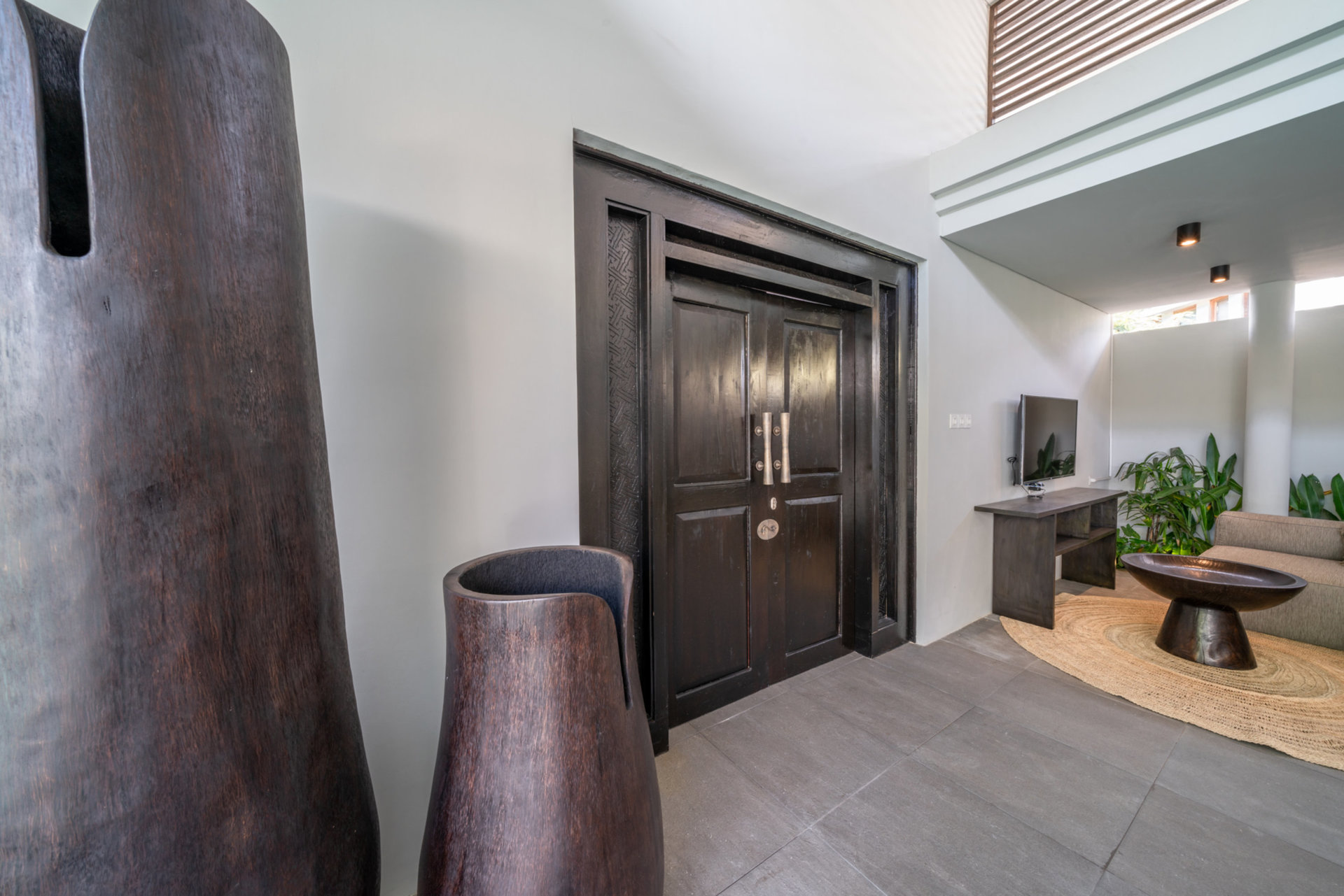 Luxury 4-Bedroom Holiday Rental Near Berawa Beach, Bali Villa 2094