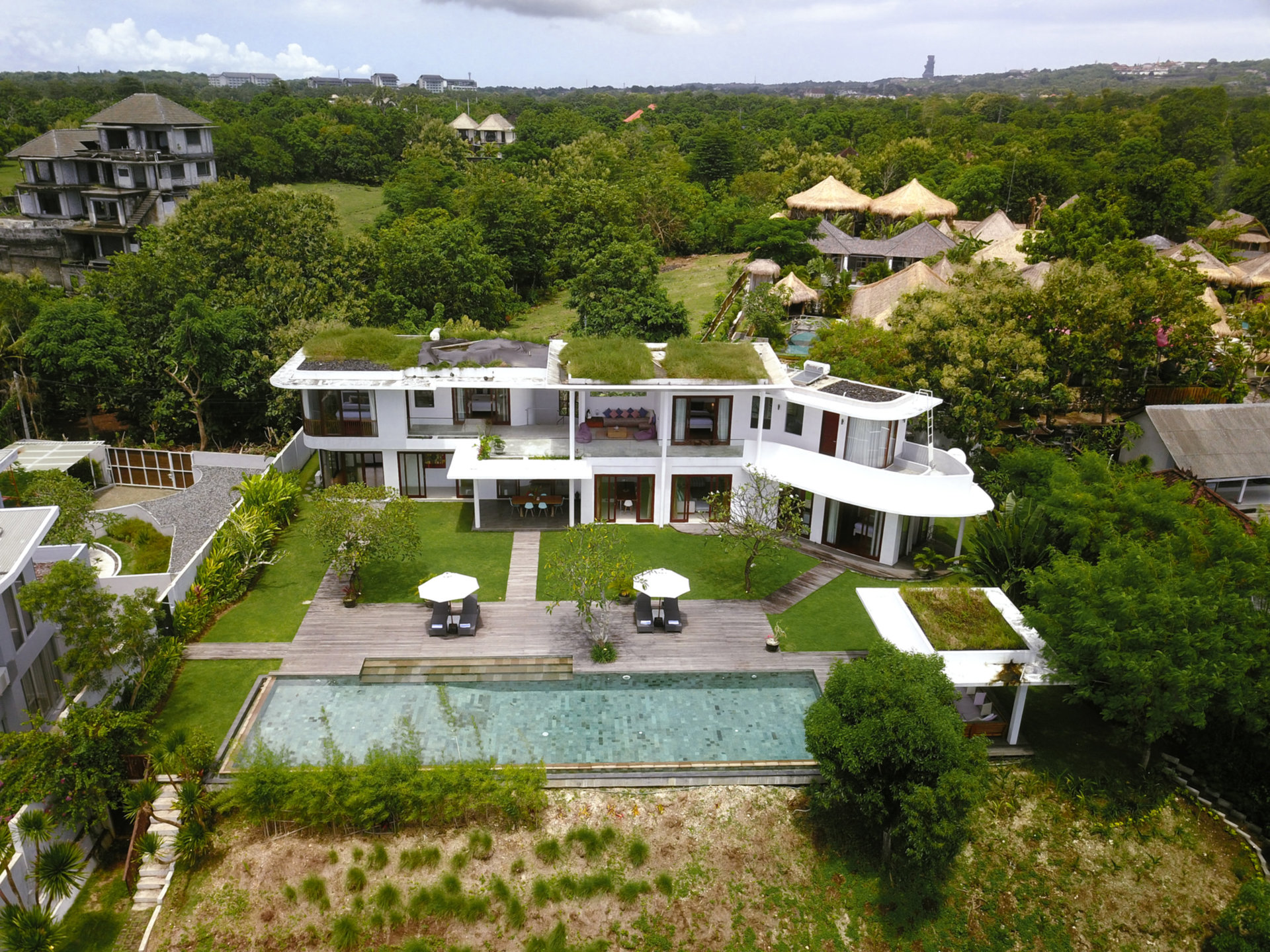 The Ultimate 5 Star Holiday Villa in Kabupaten Badung with Private Pool, Bali Villa 2097