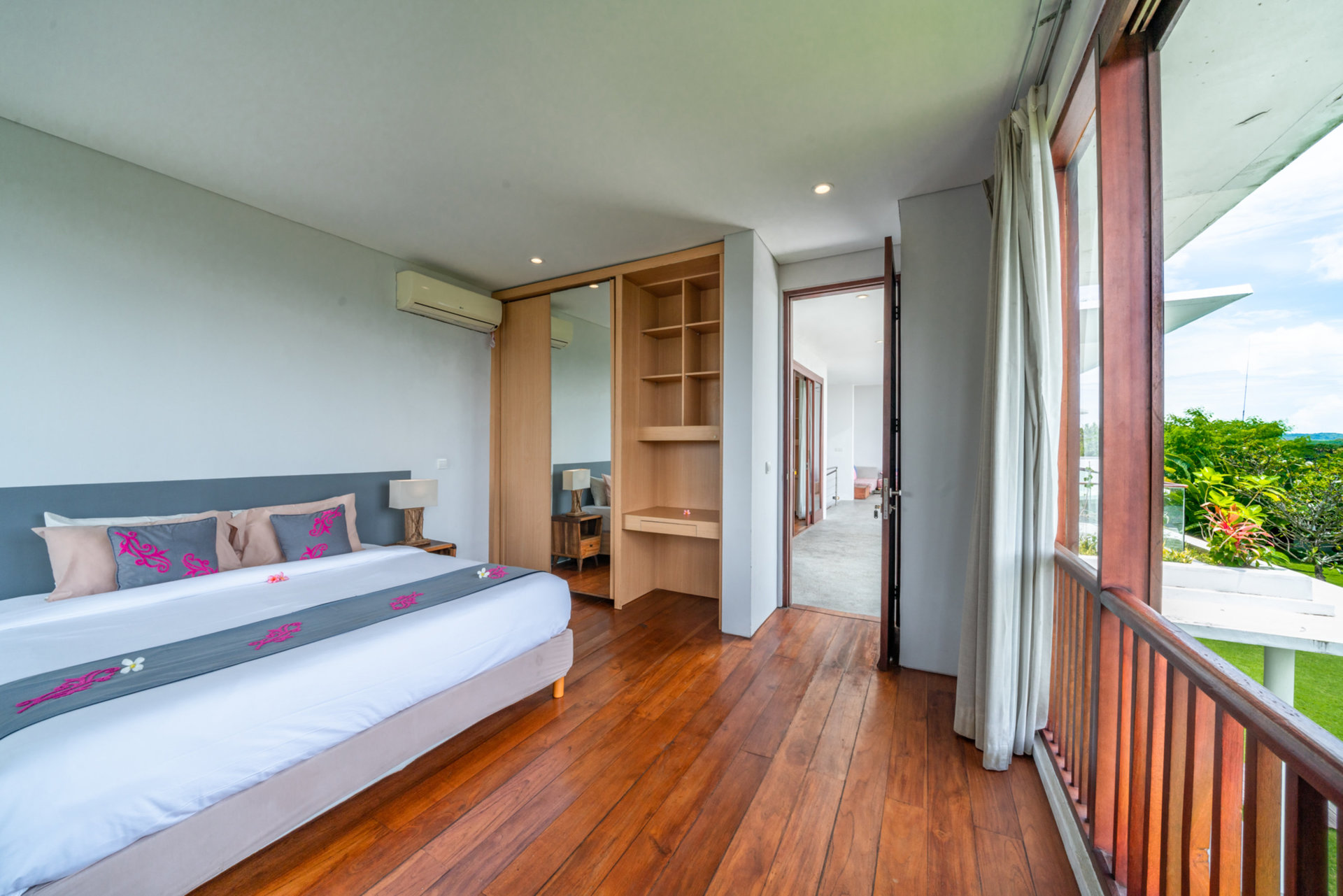 The Ultimate 5 Star Holiday Villa in Kabupaten Badung with Private Pool, Bali Villa 2097
