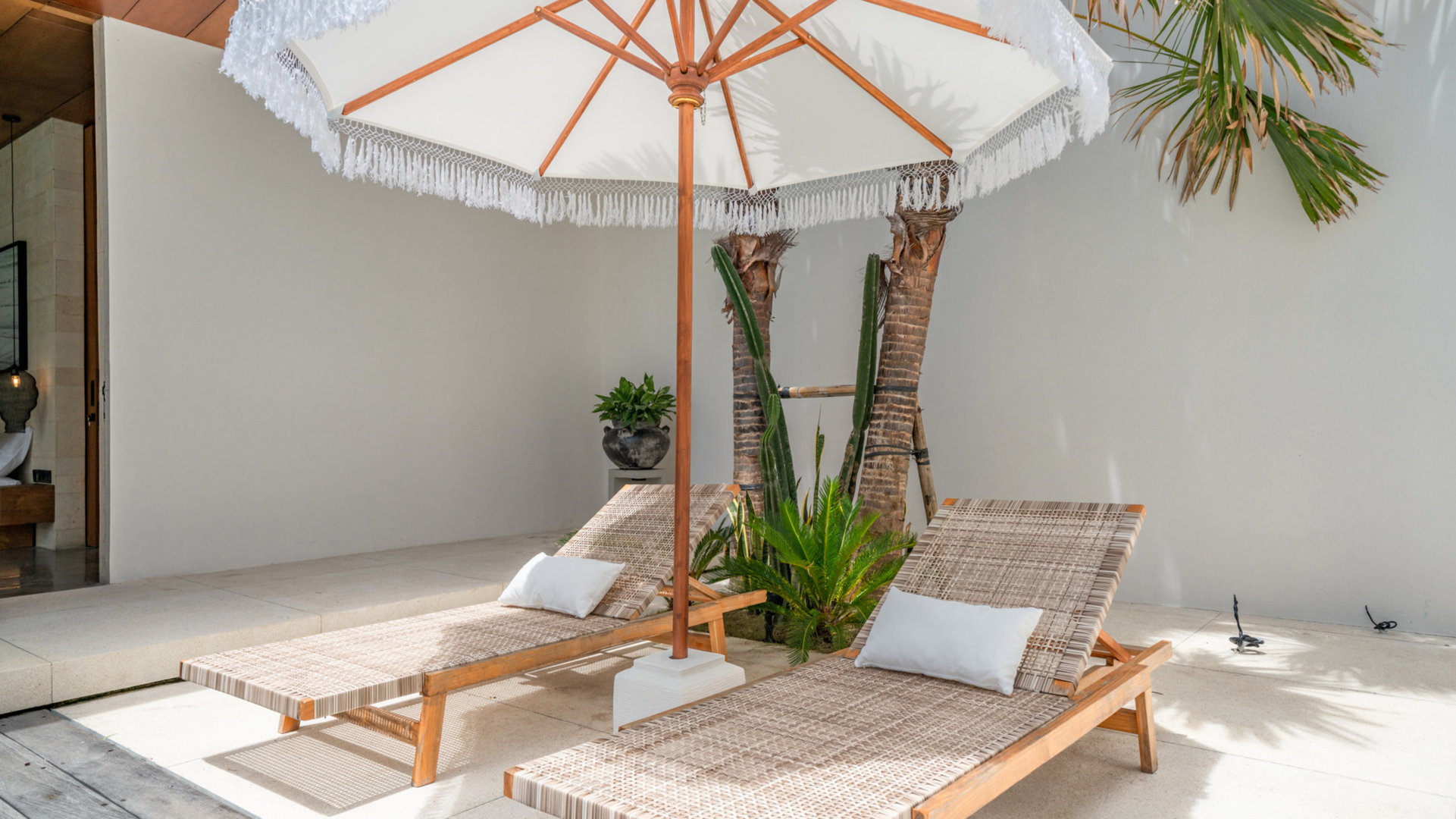 The Ultimate 5 Star Holiday Villa in Kabupaten Badung with Private Pool and Fully Staffed, Bali Villa 2098