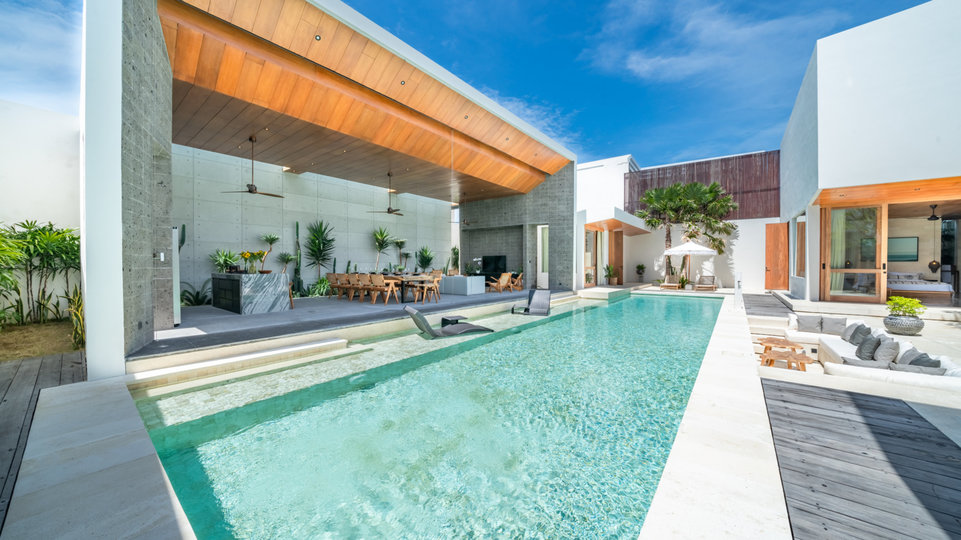 The Ultimate 5 Star Holiday Villa in Kabupaten Badung with Private Pool and Fully Staffed, Bali Villa 2098